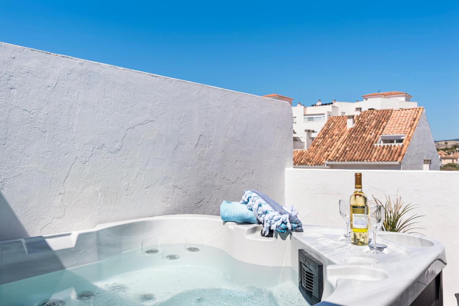 Lovely Penthouse Near Estepona Marina By Costarentals - Ref M15 Exteriér fotografie